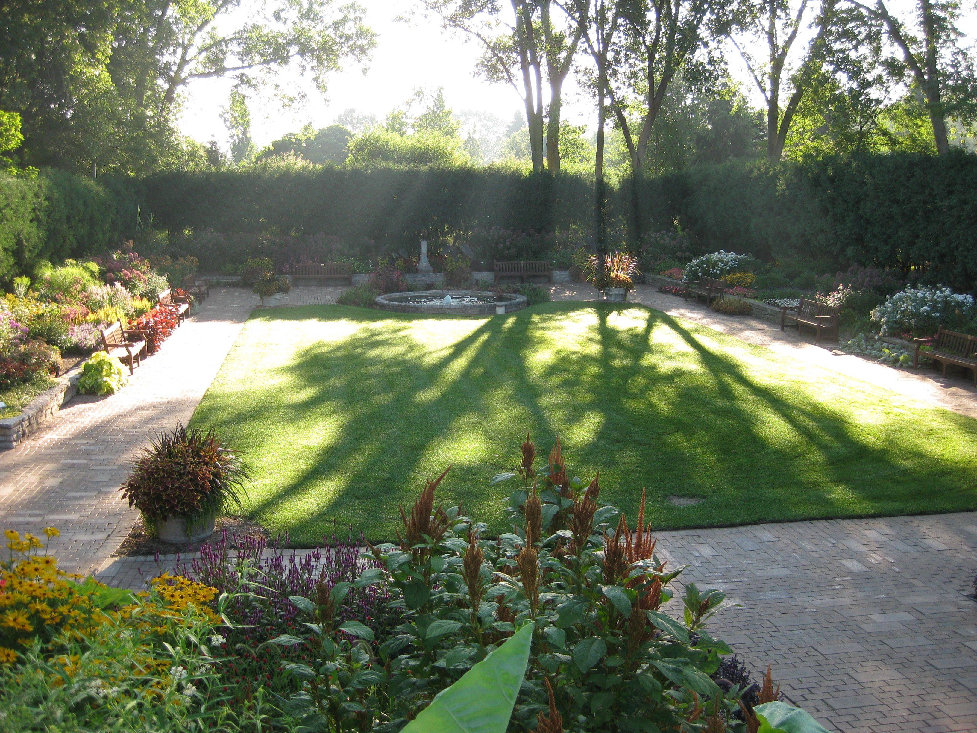 Sitting Area Sunken Gardens