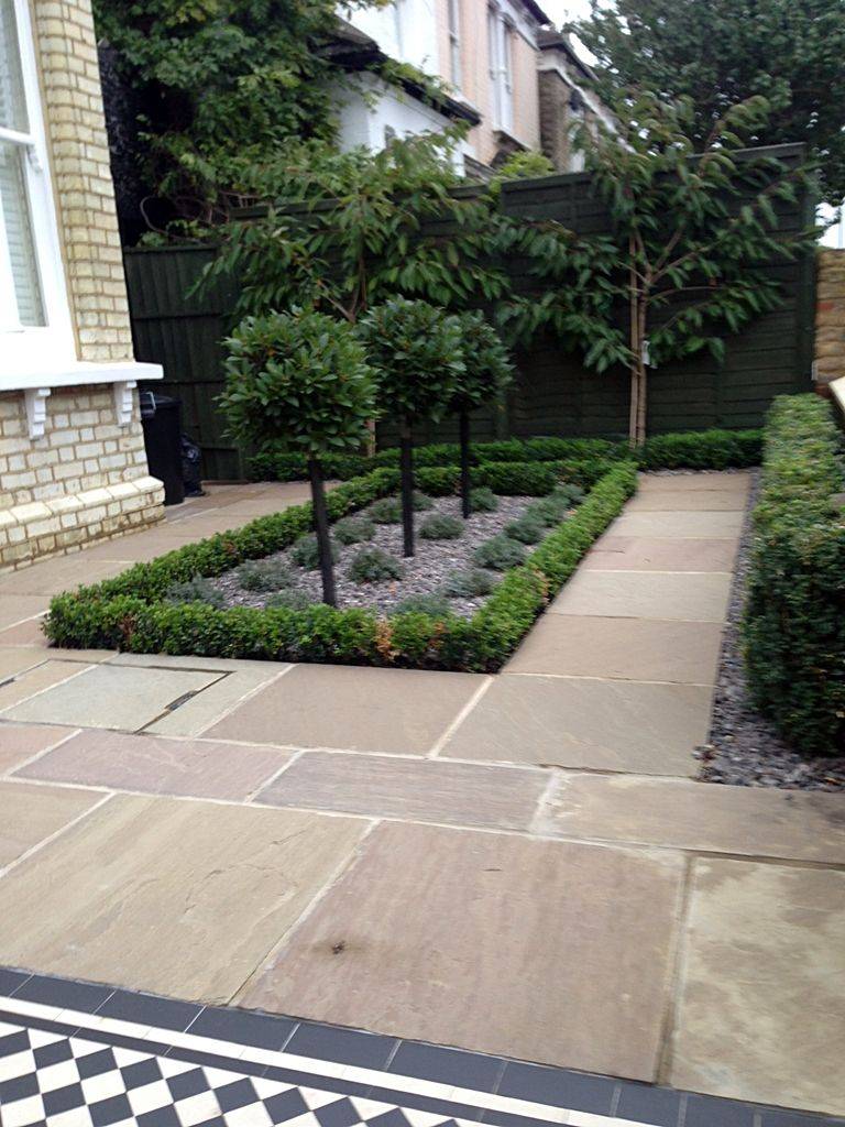 Formal Front Yard Garden Design