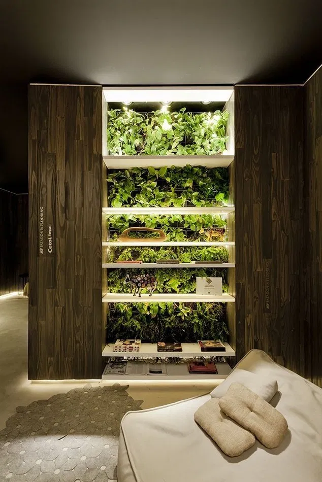 Aerogarden Farm Plus Hydroponic Garden