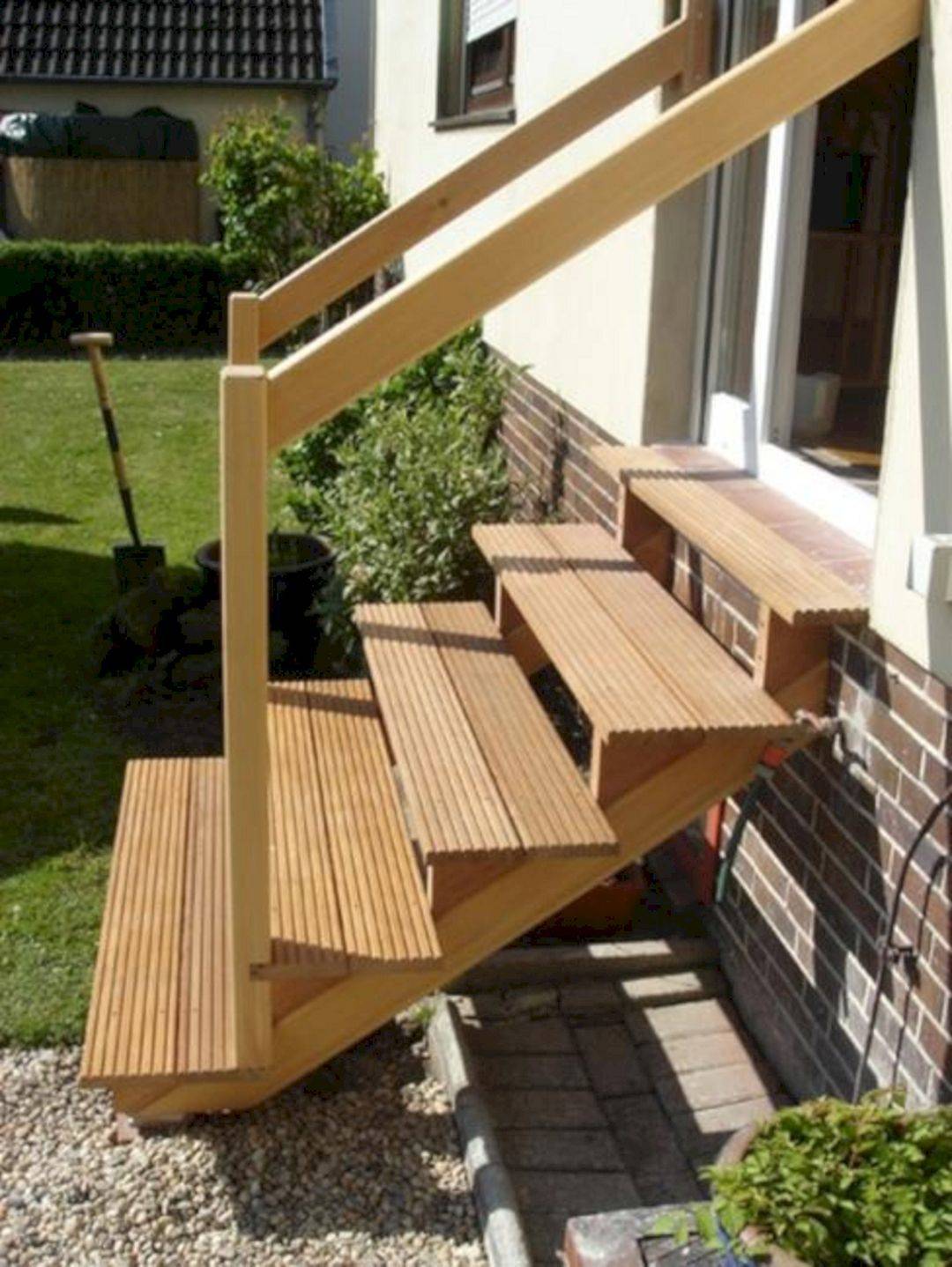 Amazing Unique Outdoor Wooden Stairs Ideas