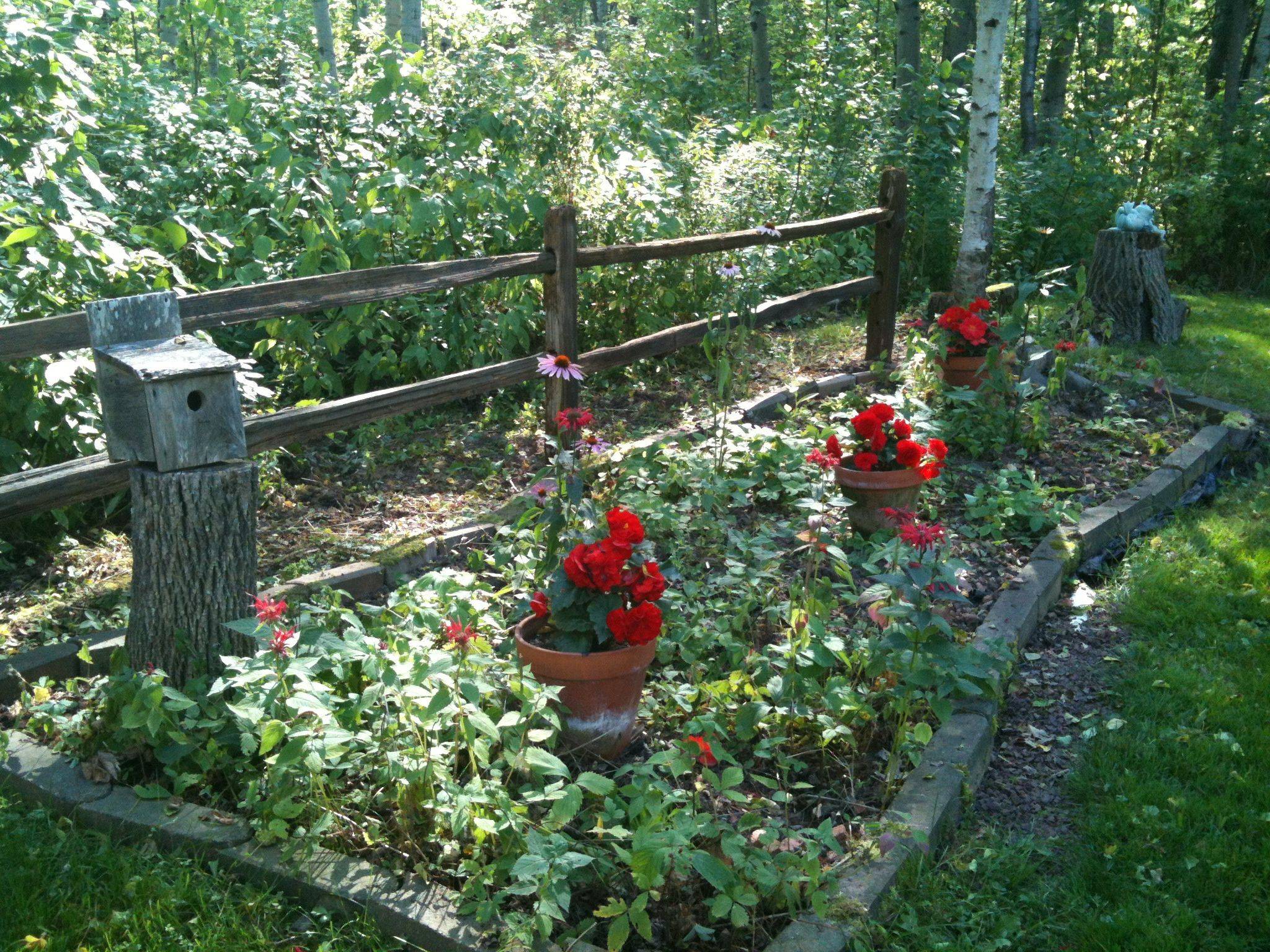 Stunning English Garden Landscaping Ideas