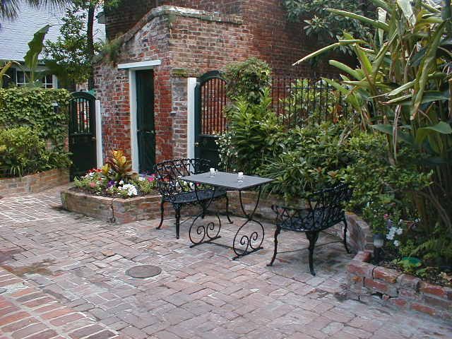 Vrbocom French Quarter Carriage House