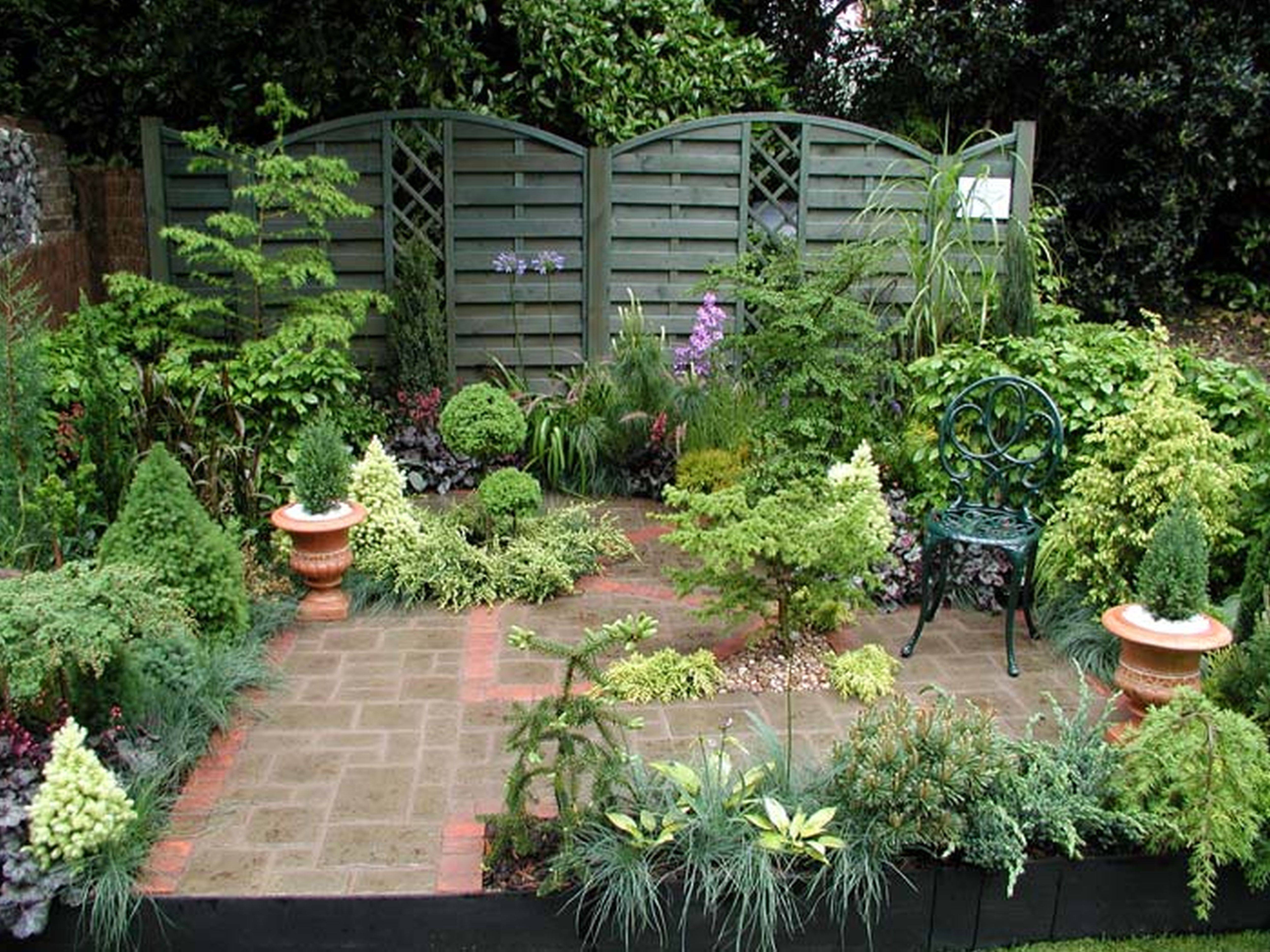 Inspiring Small Courtyard Garden Design Ideas