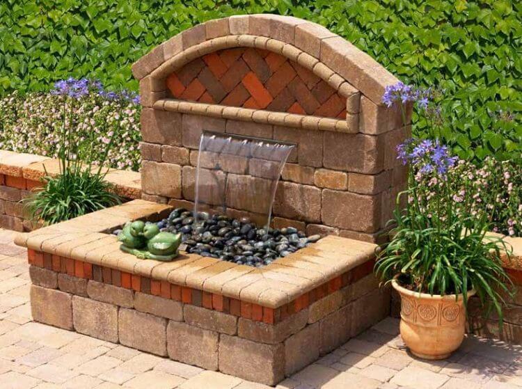 Sussex Wall Outdoor Water Fountain