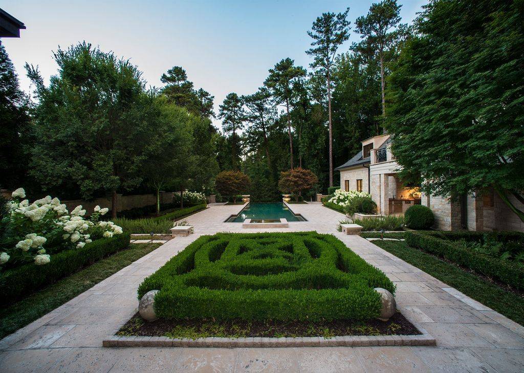 Beautiful Boxwood Garden Ideas