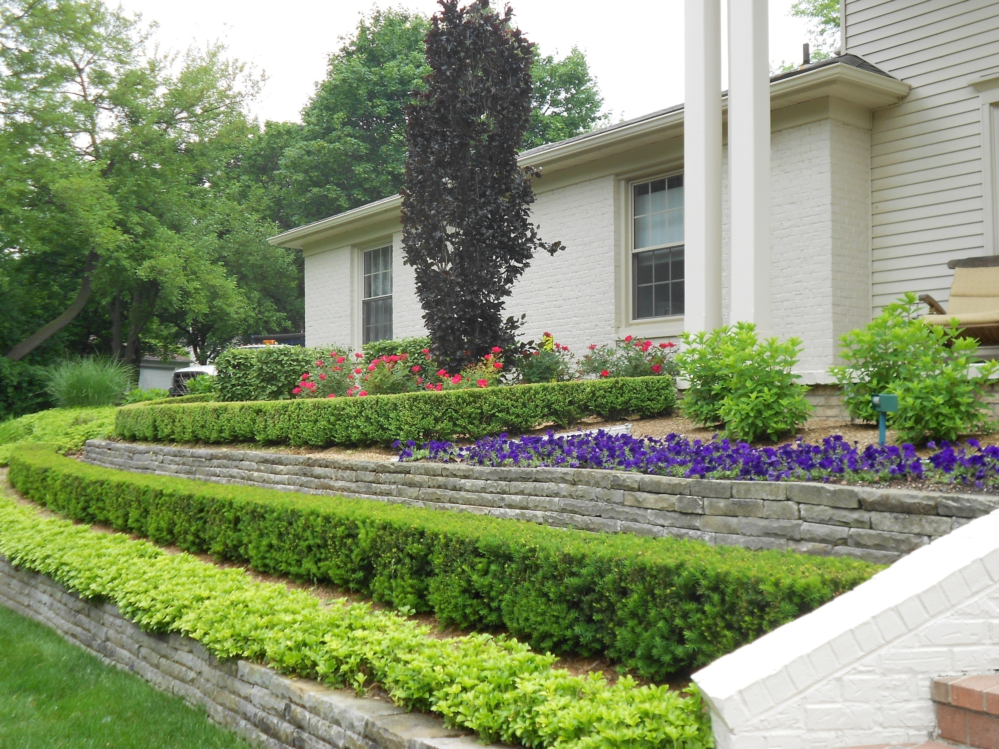 Stunning Front Yard Cottage Garden Inspiration Ideas