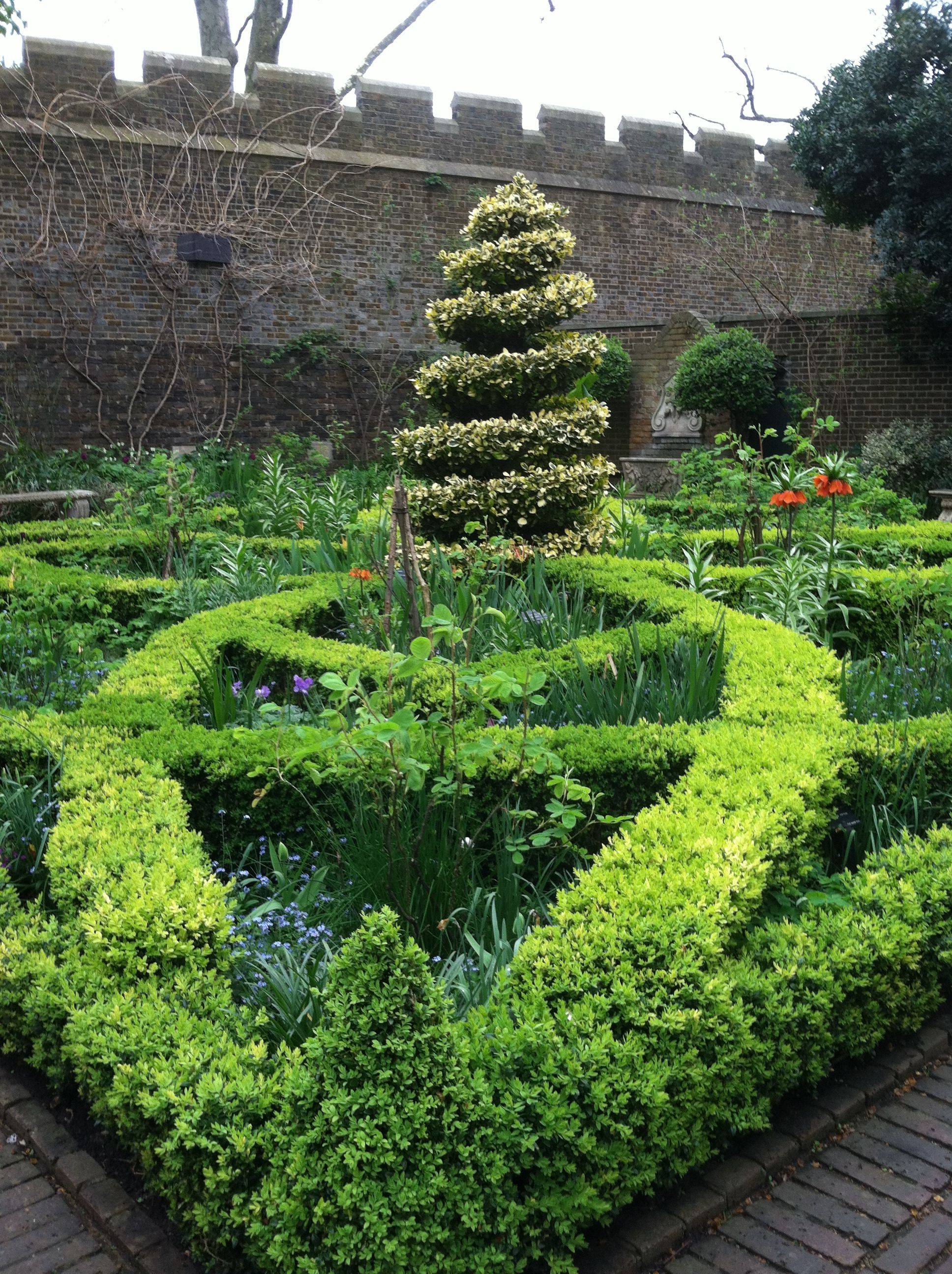 Knot Garden