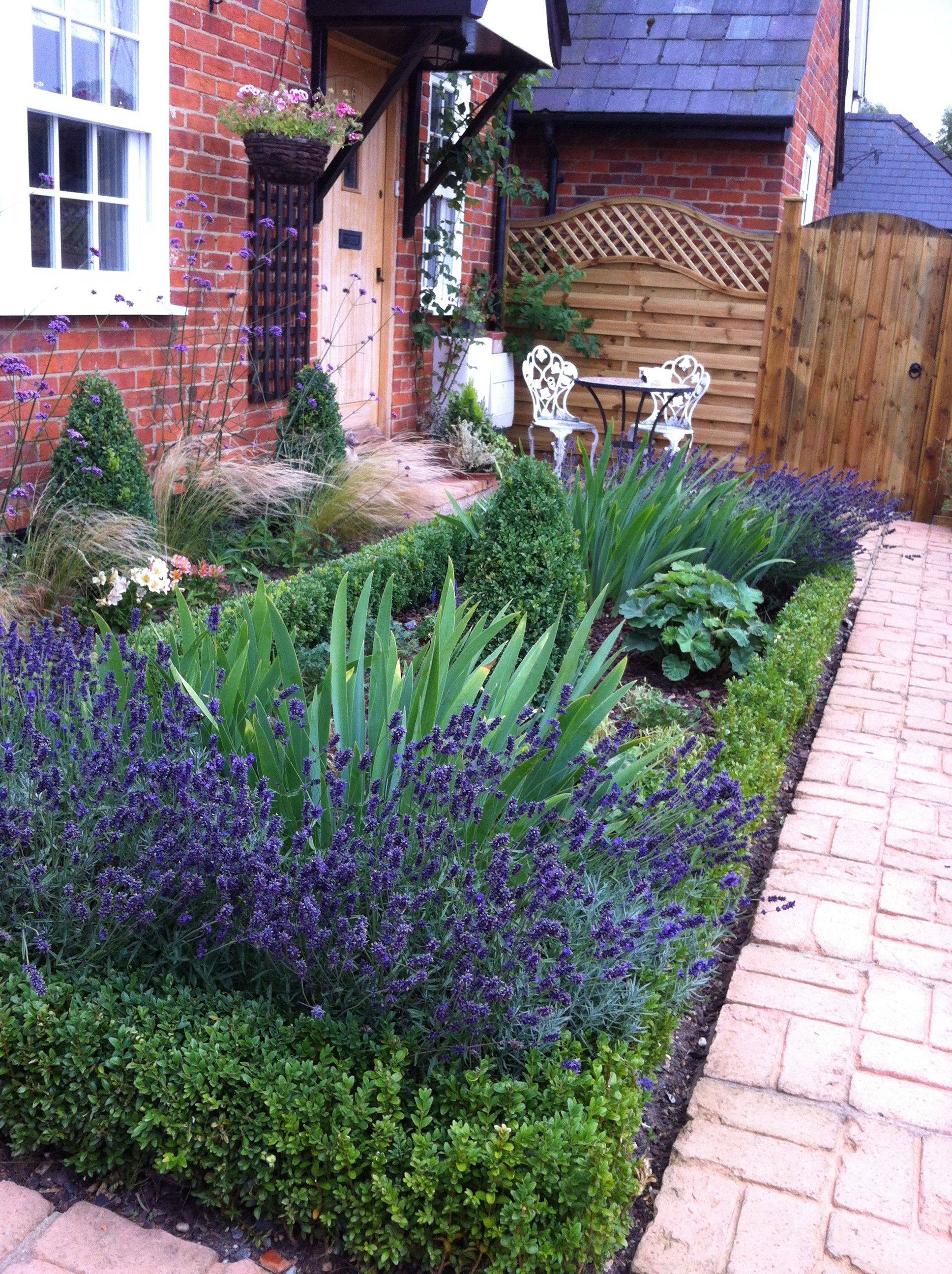 Affordable Small Front Garden Design Ideas