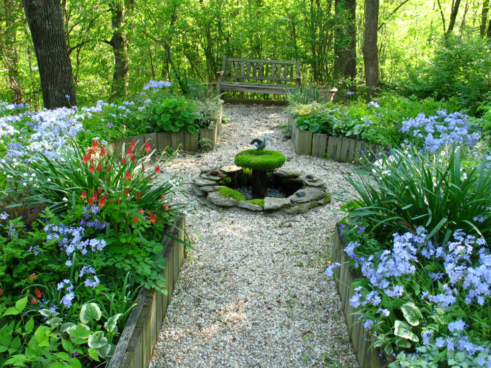 A Round Garden Bed