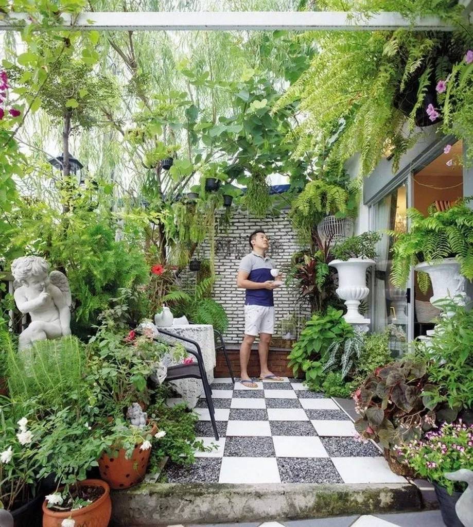 Small Side Yard Patio Ideas Shady Narrow Garden House Design Gardens