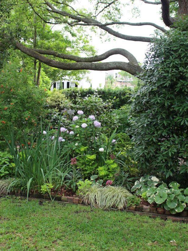 A Fancy Charleston Walled Garden