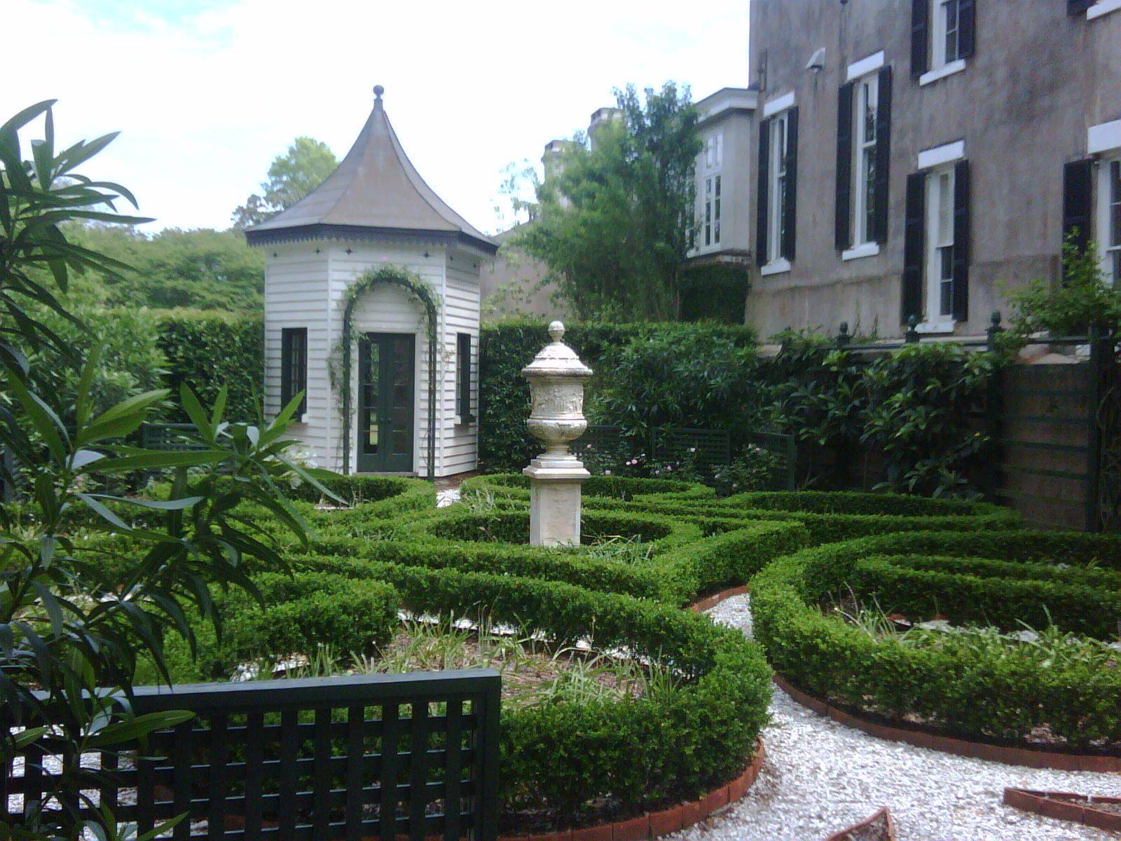 Contemporary Garden Charleston Gardens