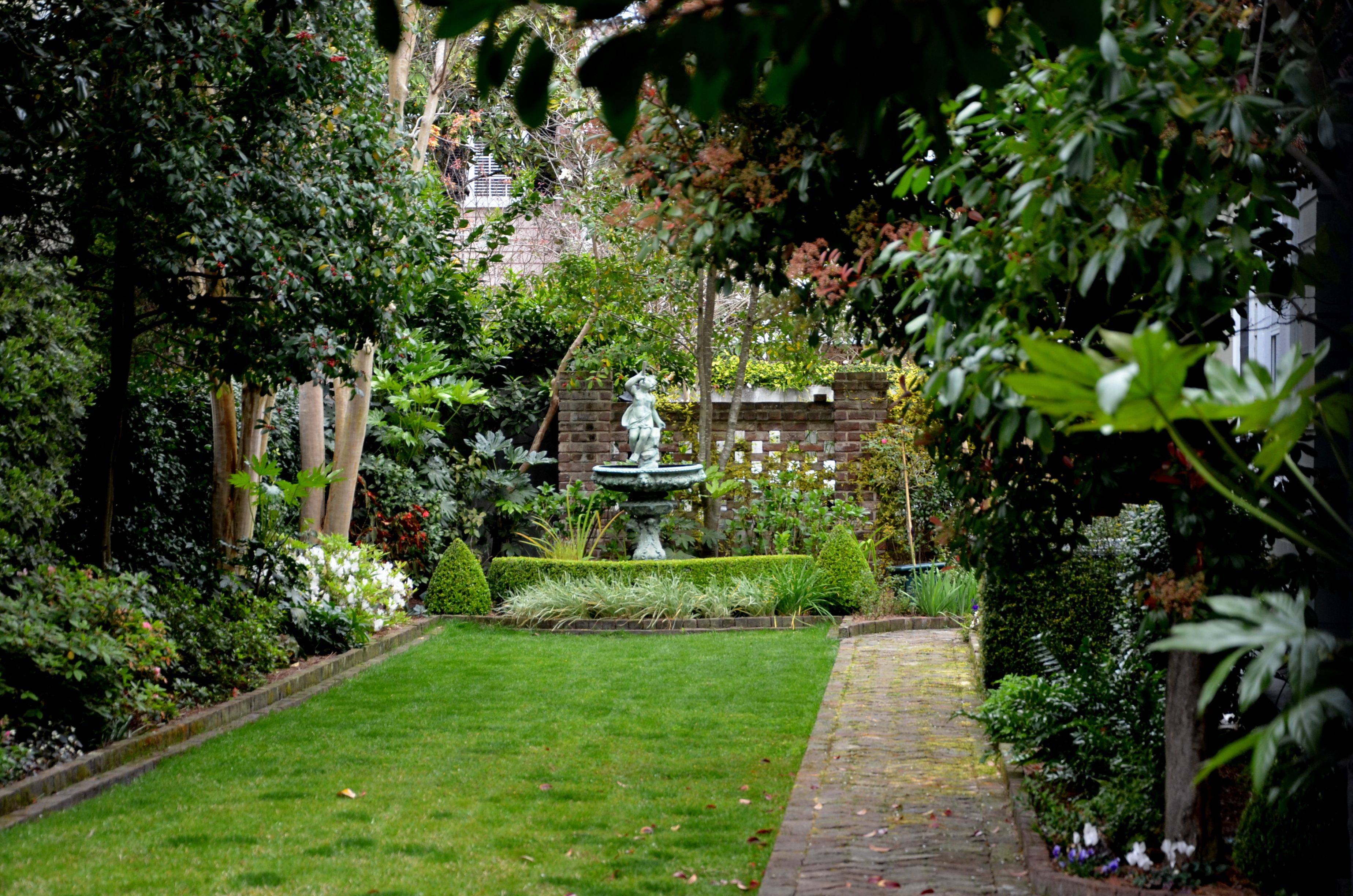A Fancy Charleston Walled Garden