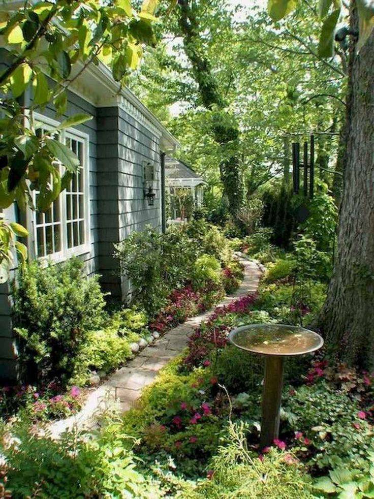 Stunning Small Cottage Garden Ideas