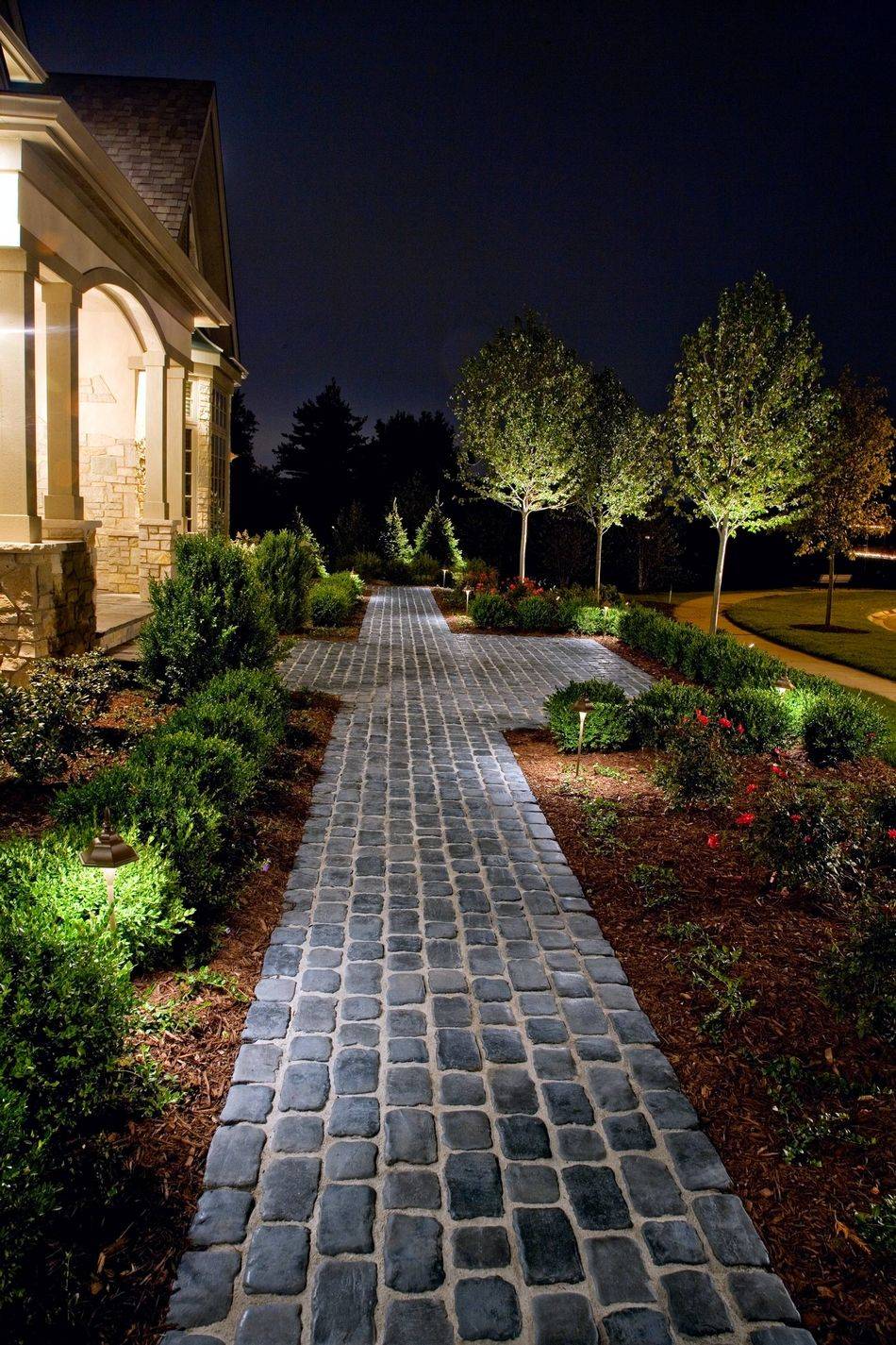 Landscape Pathway Lighting Design