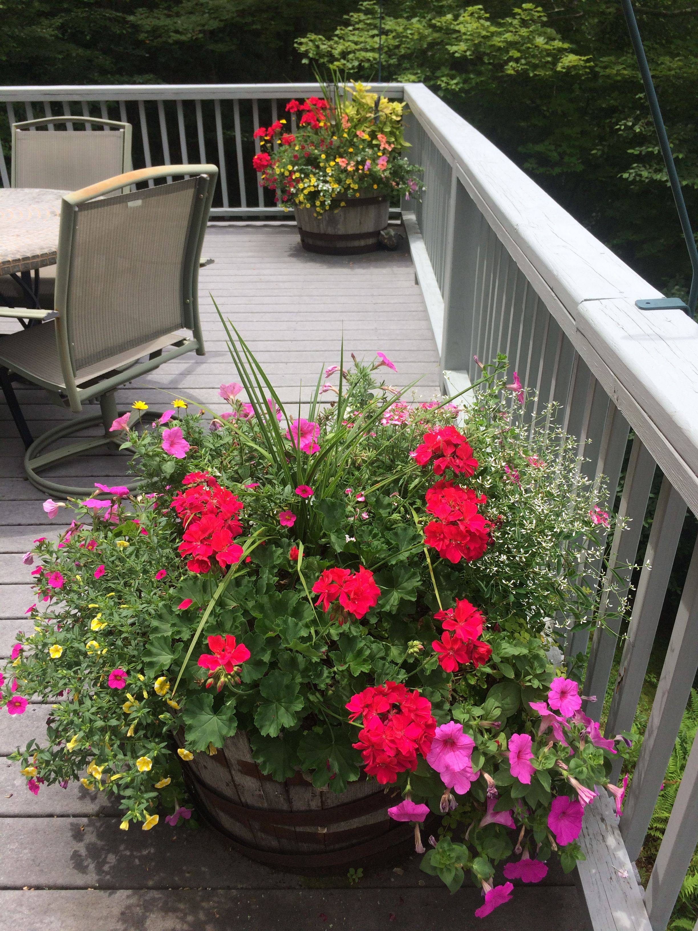 Stunning Wooden Garden Planters Ideas Try Page