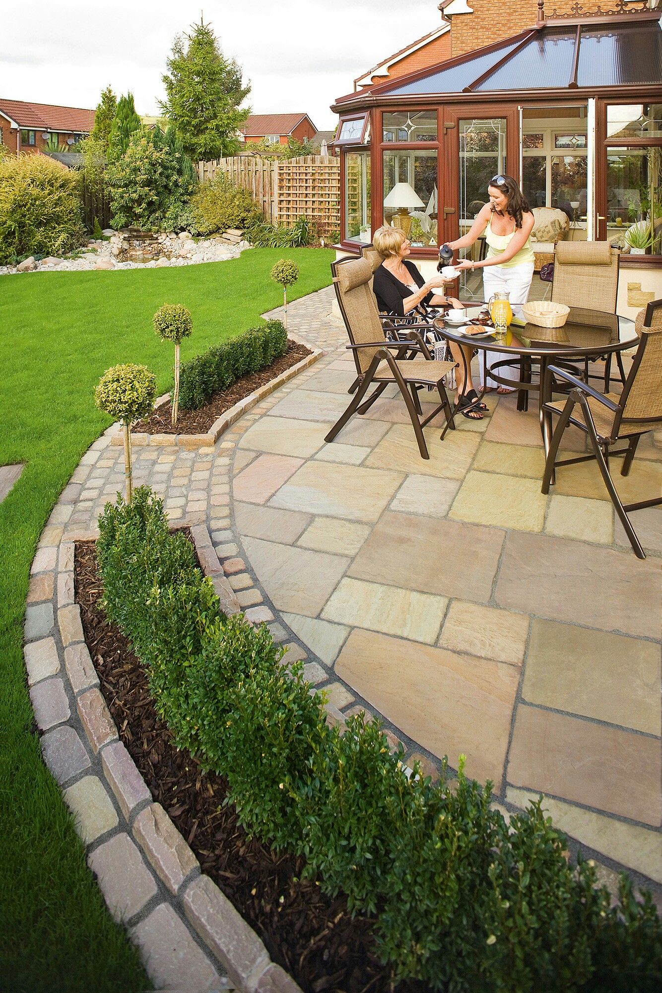 How To Plant A Curved Brick Flowerbed Border Front Garden Landscape