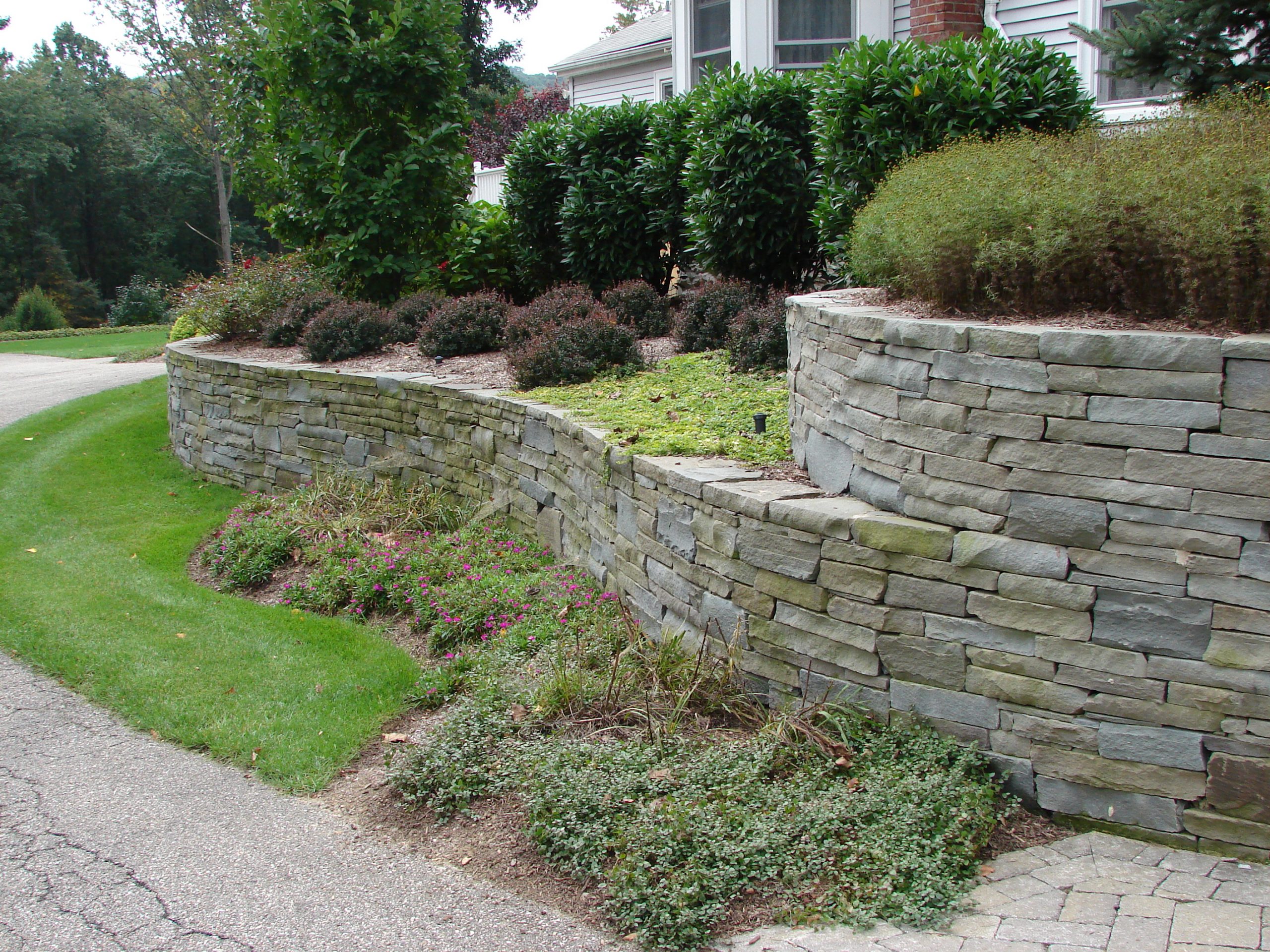 Gorgeous Garden Fence Design Ideas