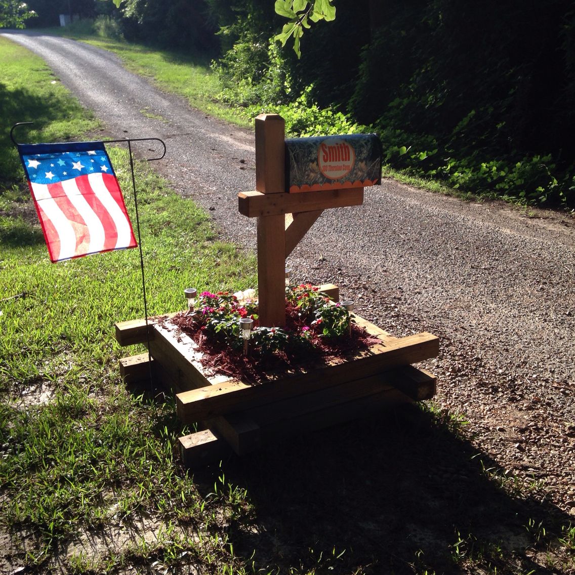 Mailbox Garden Idea