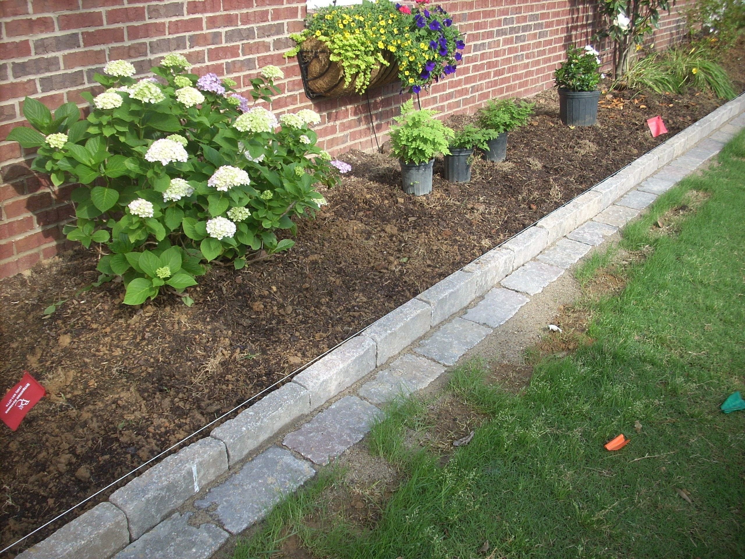 Flower Bed Edging Ideas