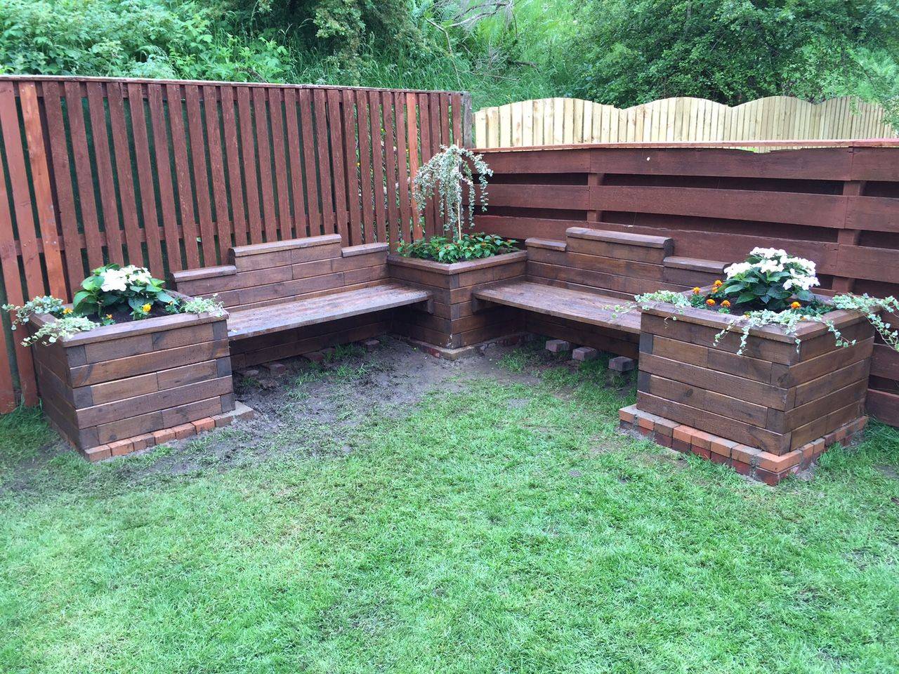 Cheap Easy Diy Raised Garden Bed Ideas