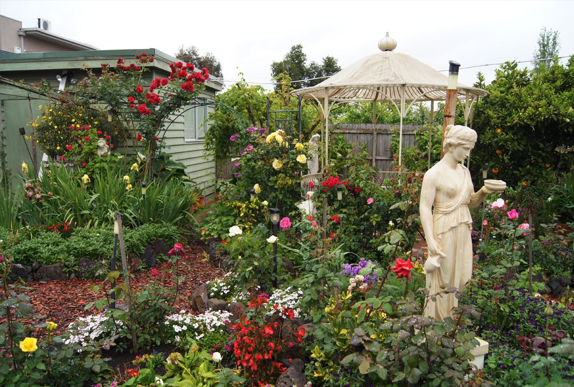 Refreshing Eclectic Landscape