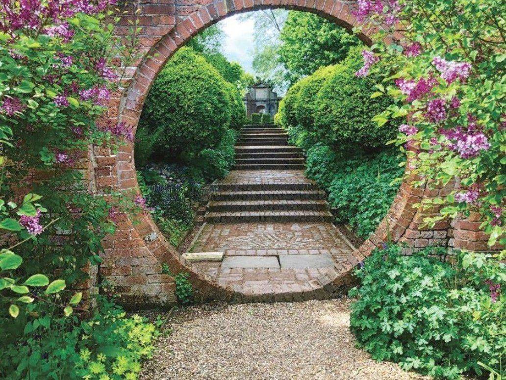 A Classic Thcentury Home Landscape Design