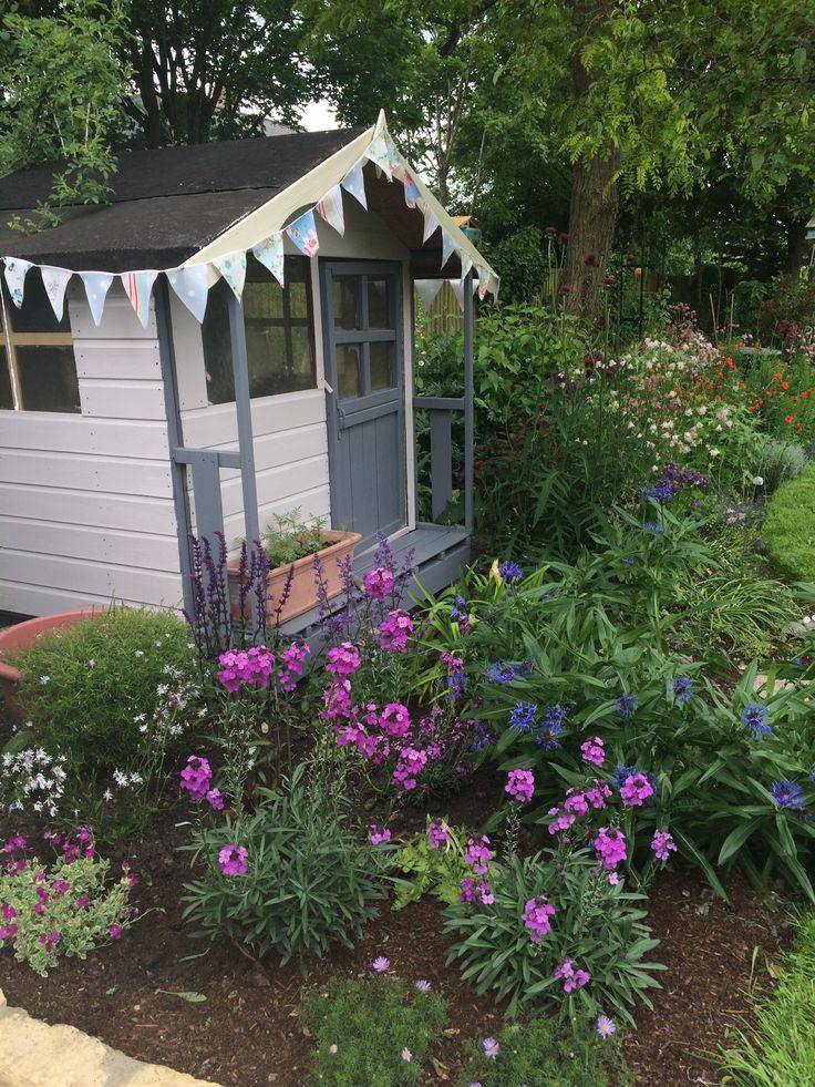 Shady Backyard Retreat Backyard Retreat