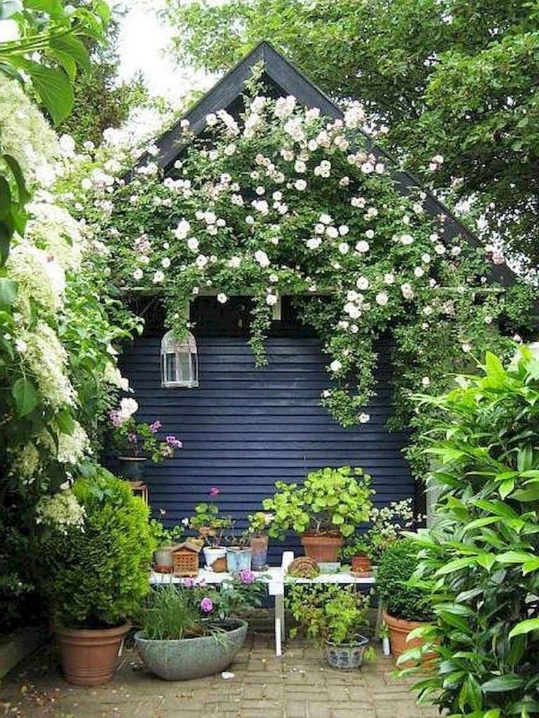 Charming Cottage Style Garden Ideas