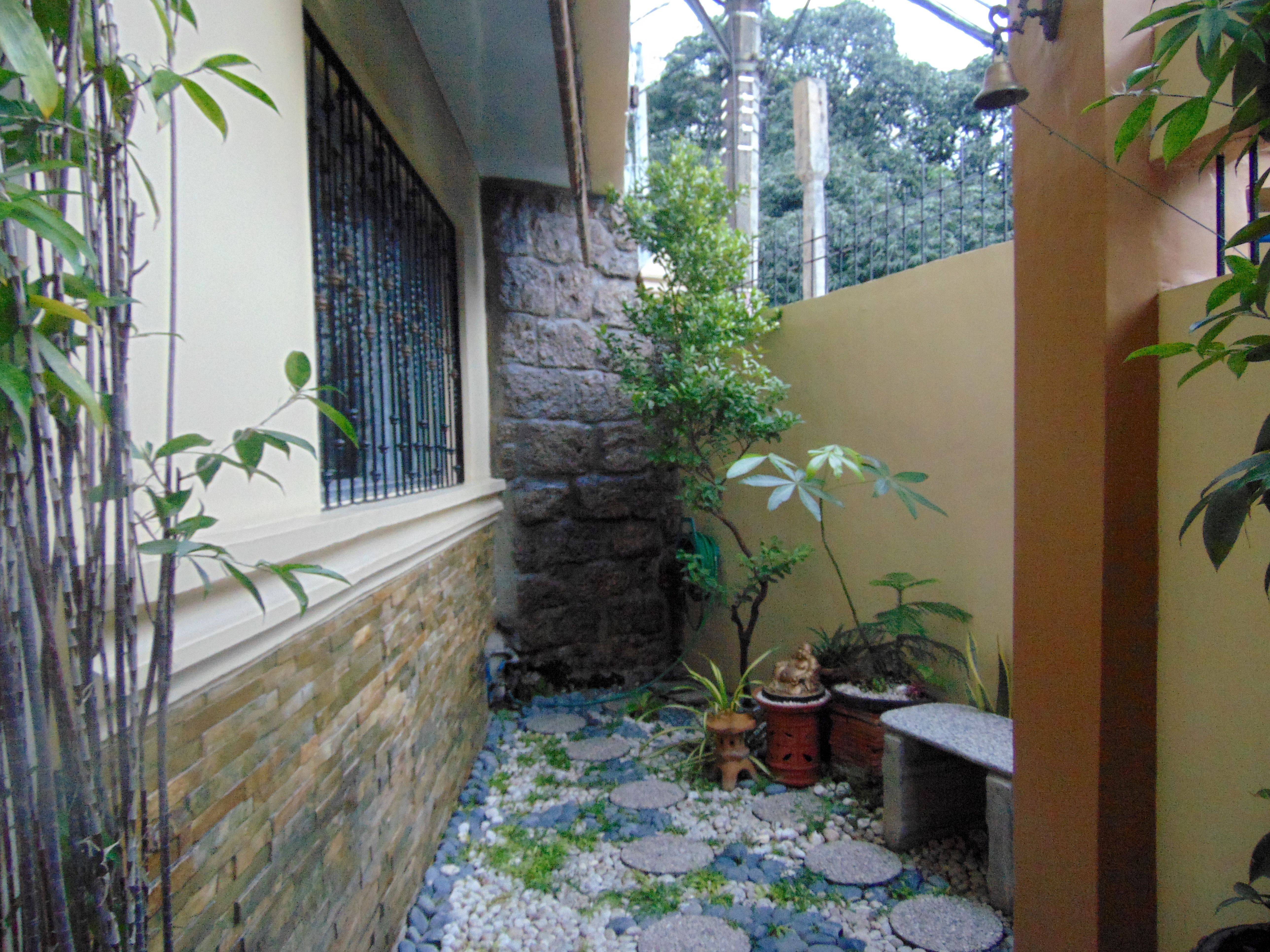 Beautiful Side Yard Ideas