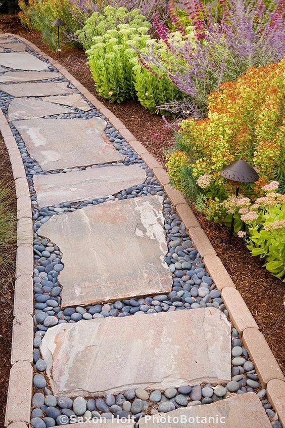 Affordable Garden Path Ideas