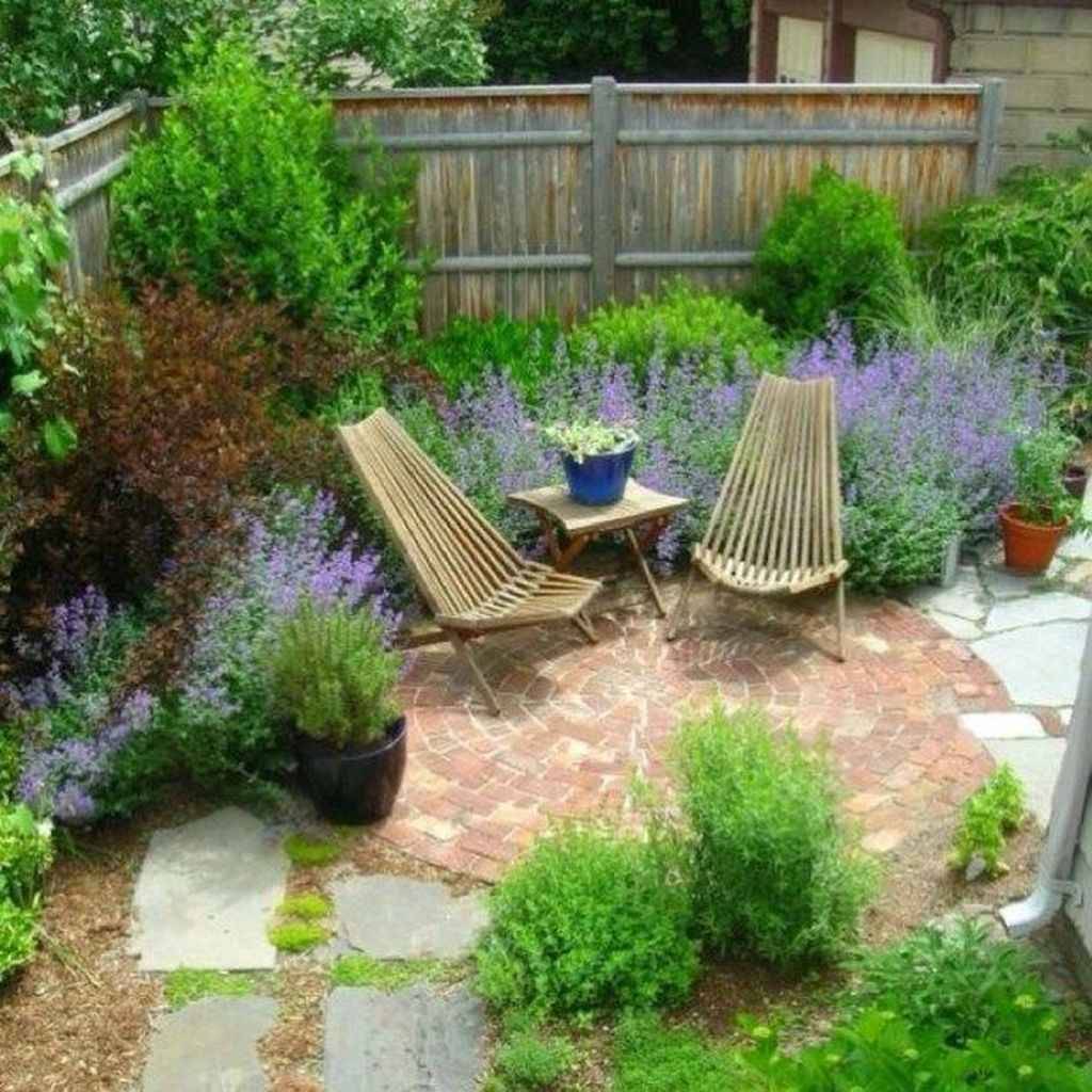 Modern Garden Seating Area