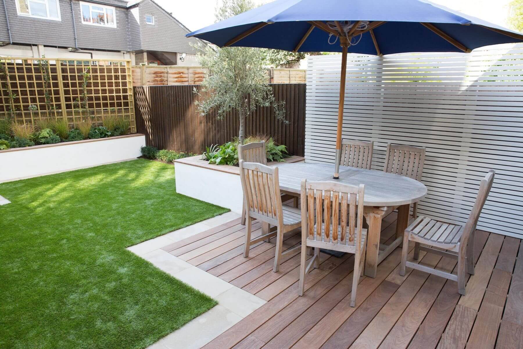 Beautiful Small Backyard Garden Idea