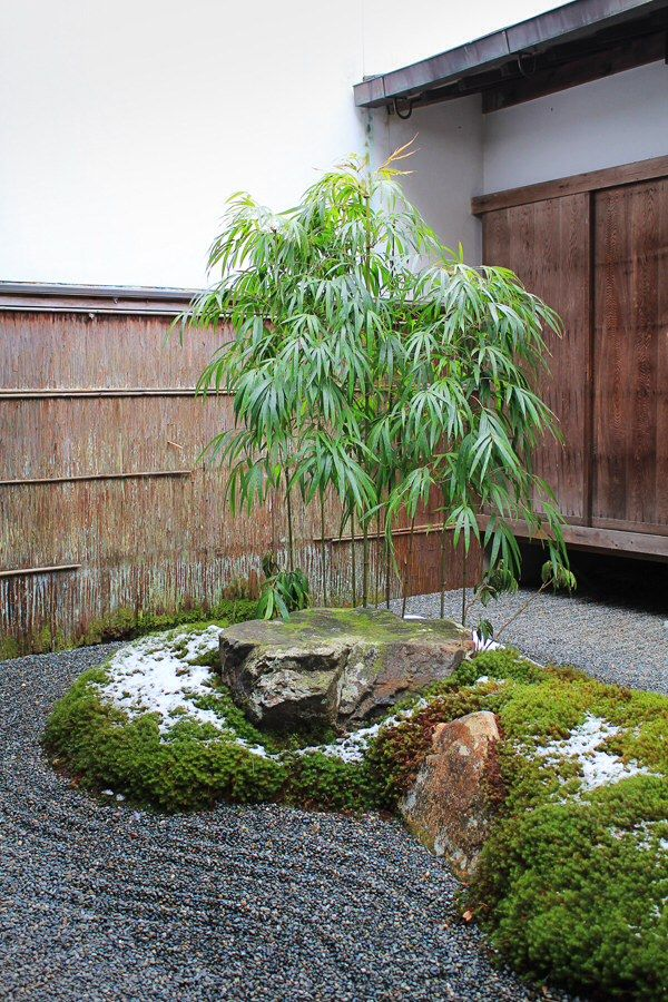 Alluring Zen Garden Style Excellent Modern Garden Design