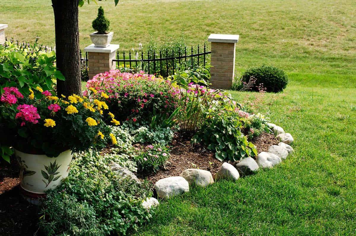 Creative Garden Edging Ideas