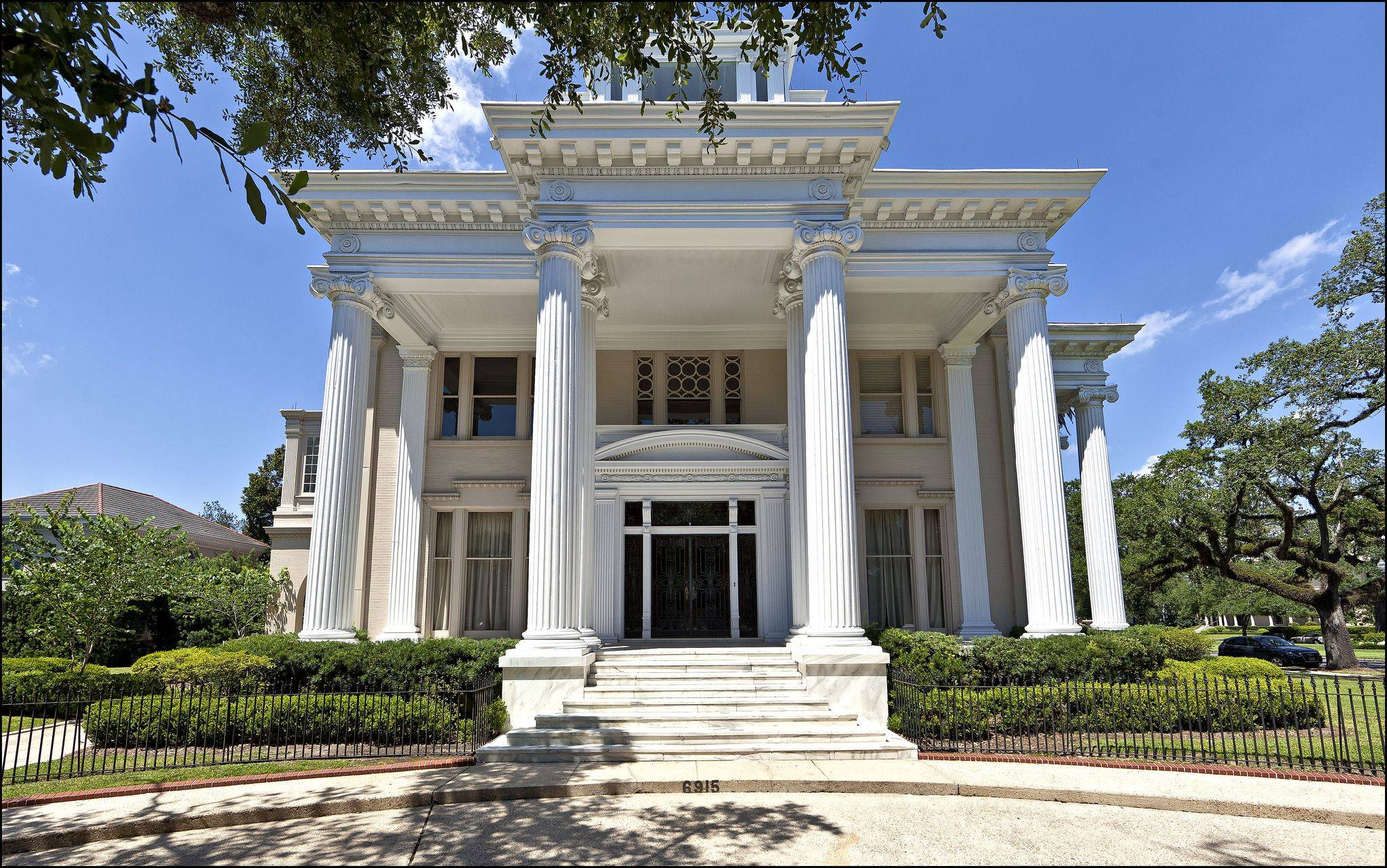 Lower Garden District Condos