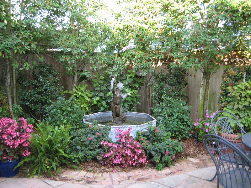 French Quarter Courtyard Garden