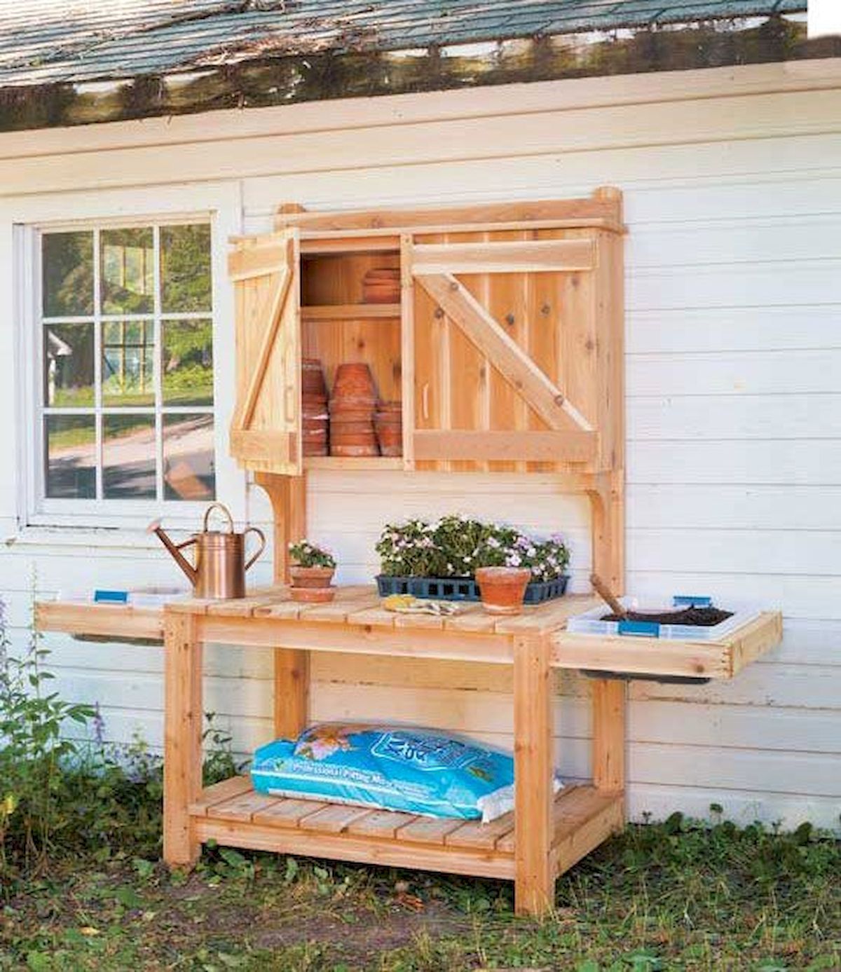 Red Pallet Garden Bench