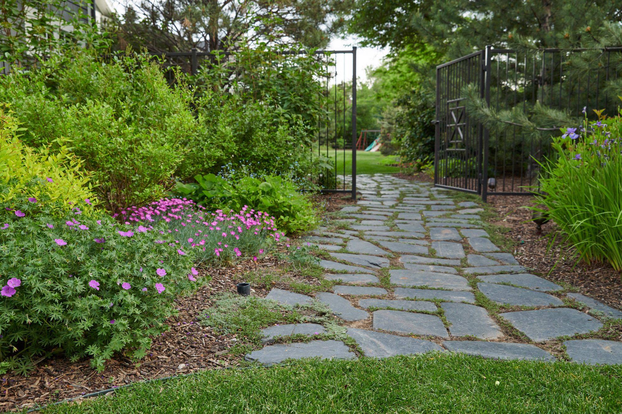 New England Gardens