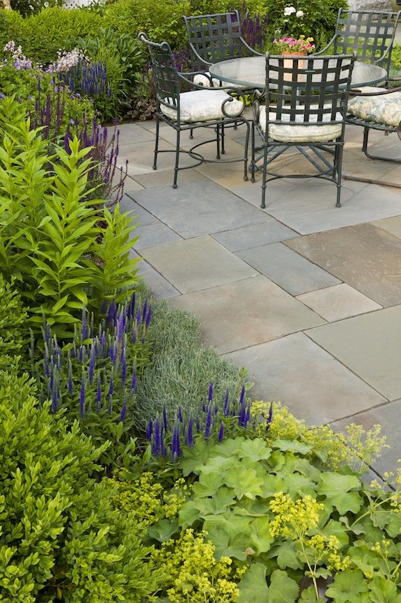 Outdoor Living New England Style