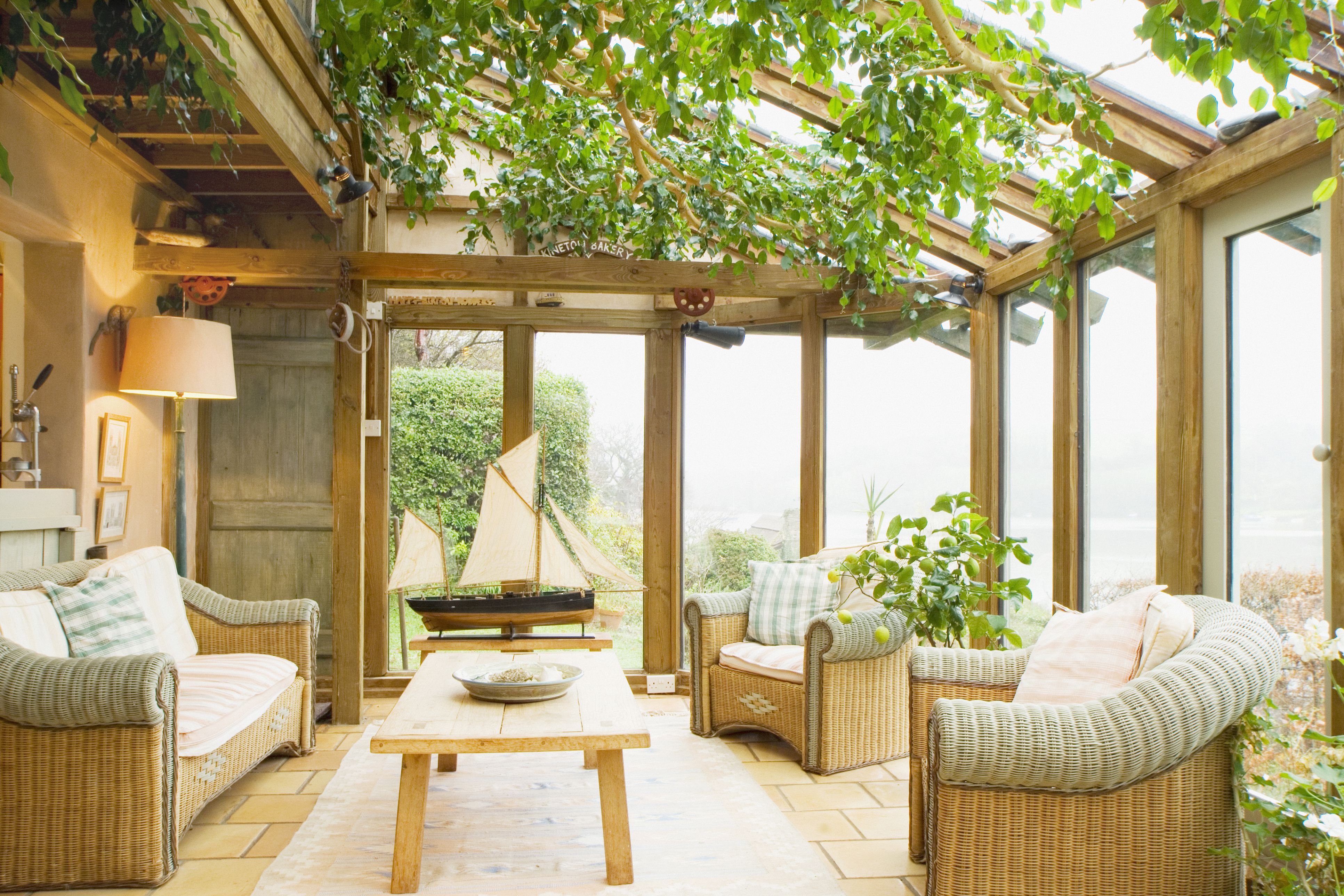 Wonderful Outdoor Room Backyard Pergola Design Ideas