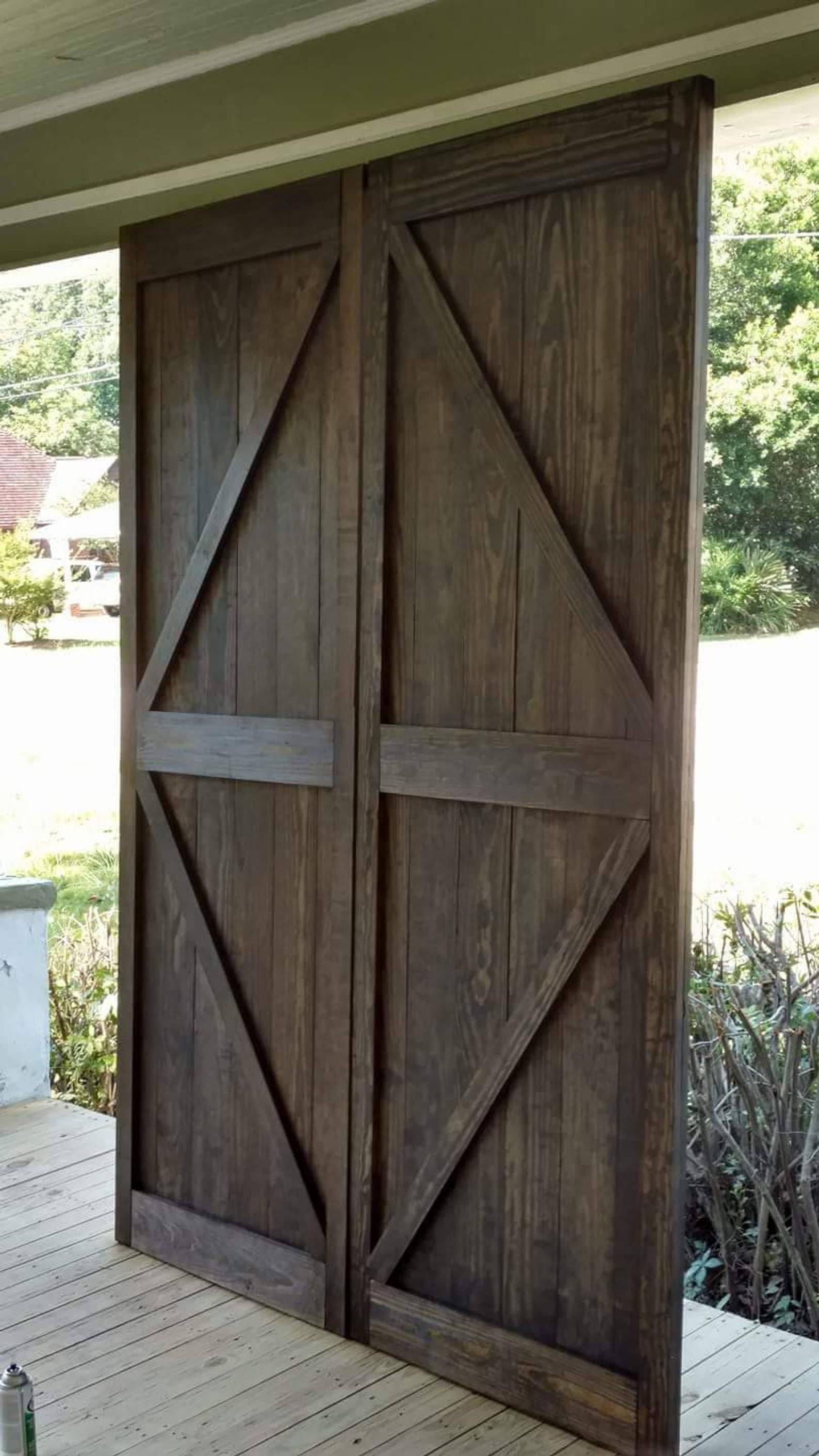 Rustica Hardware Exterior Barn Doors