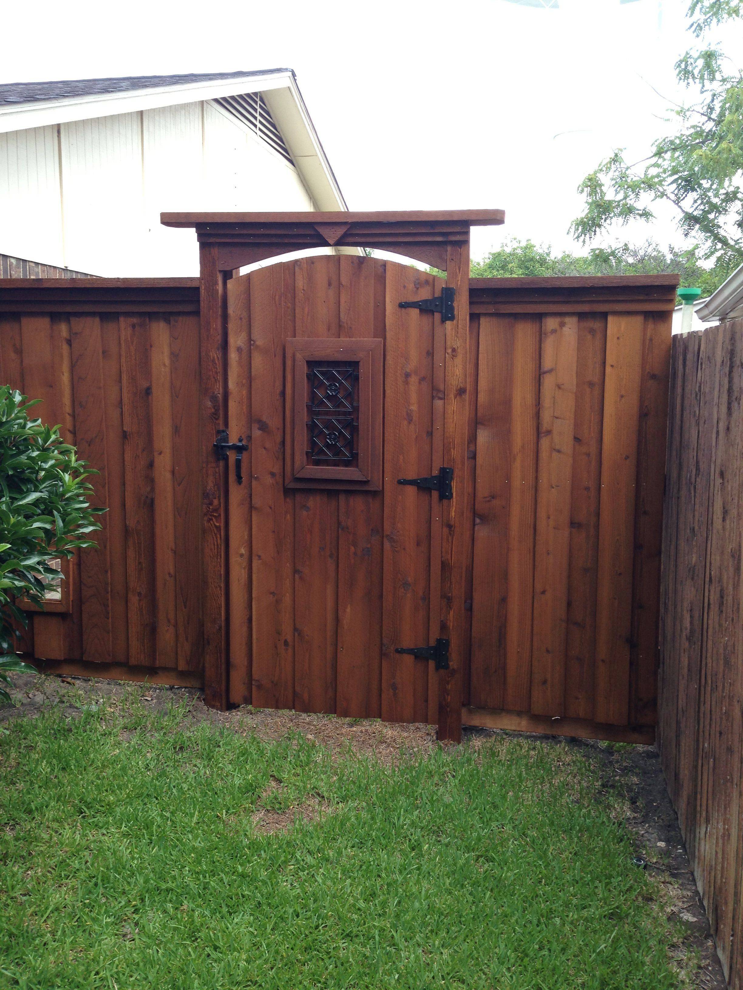 Decorative Wooden Garden Doors Design You Can Be Proud Of In