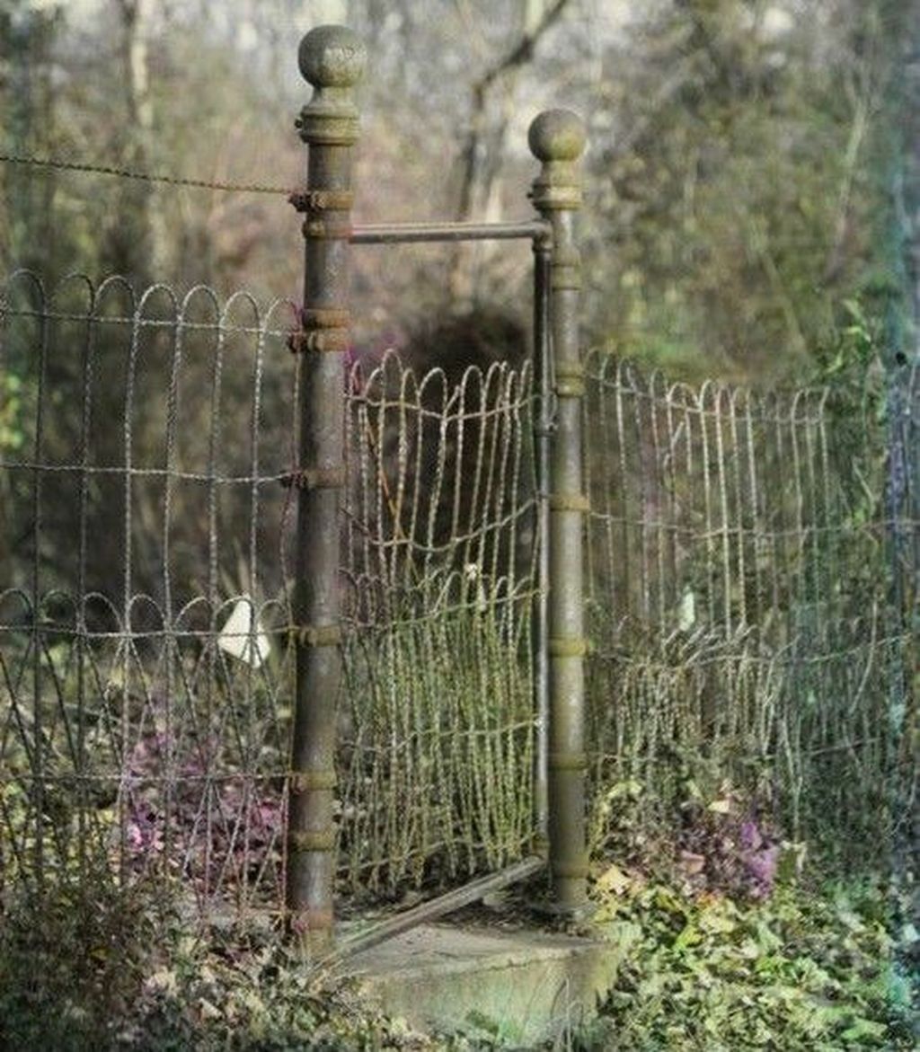 Inspiring Rustic Garden Gates Design