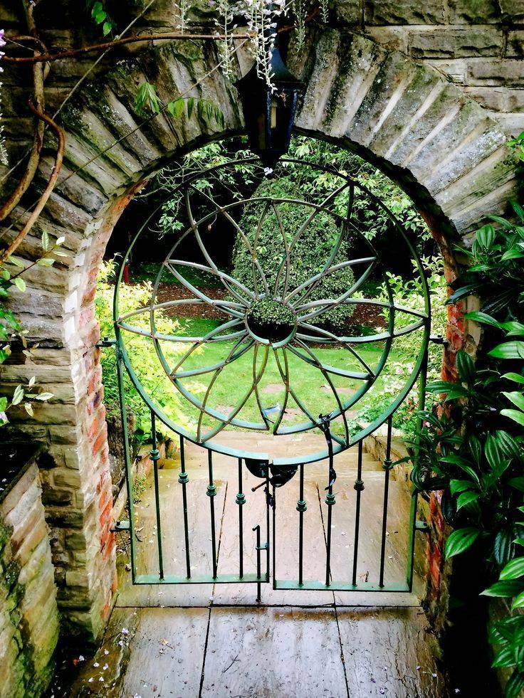Stunning Rustic Garden Gates Ideas