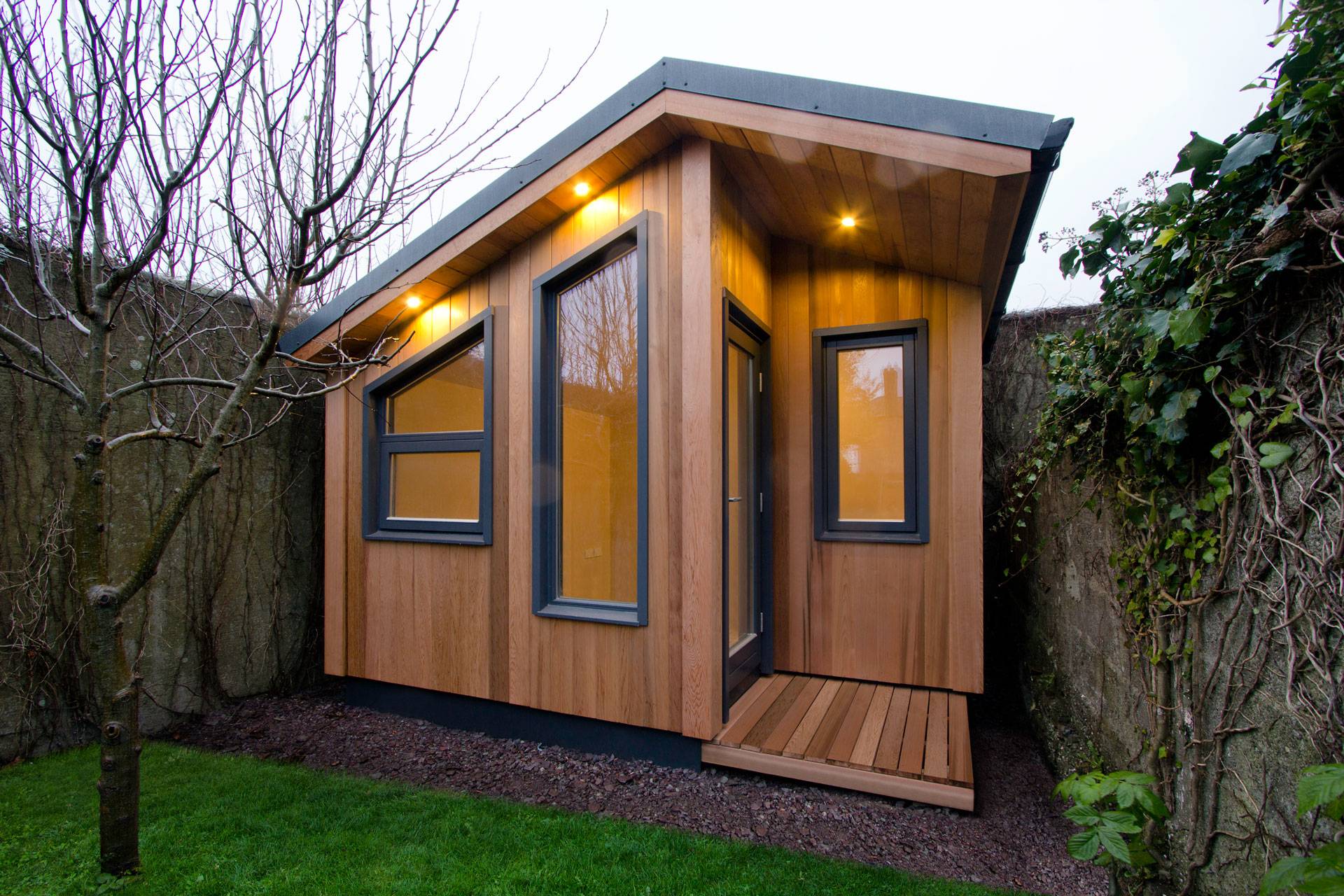 The Solo Ultra Smart Garden Offices