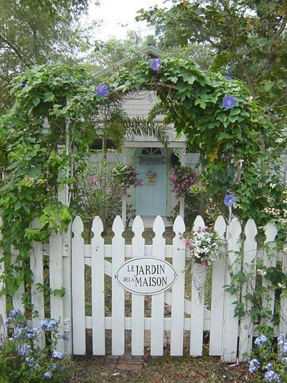 Beautiful Flower Garden Gate Ideas