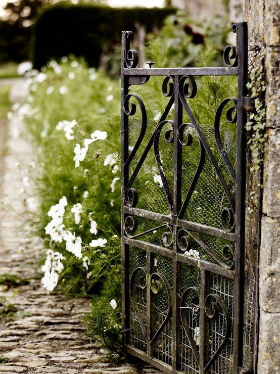 Amazing Garden Gate Ideas