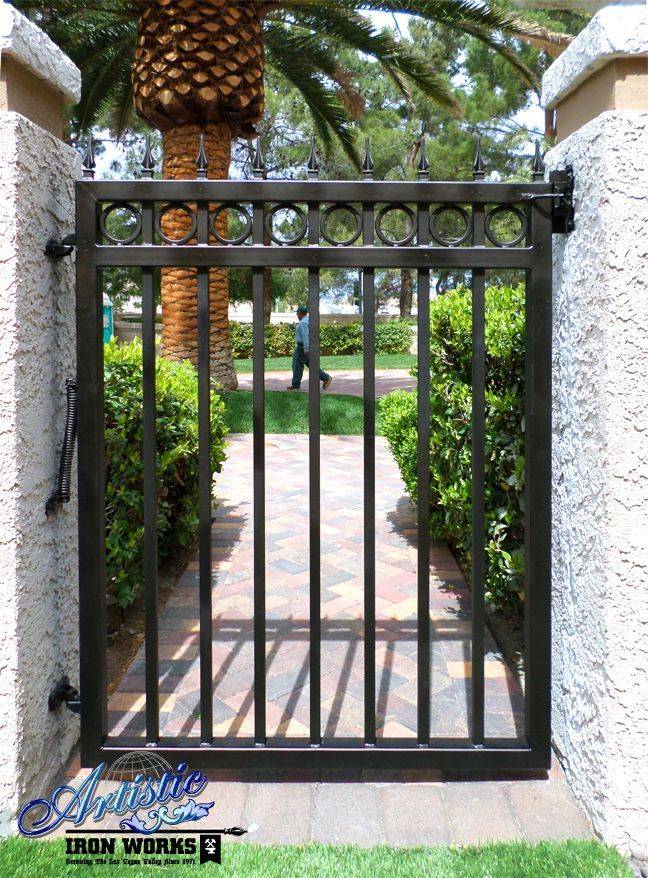 Simple Decorative Metal Garden High Quality Entrance Wrought Iron Gates