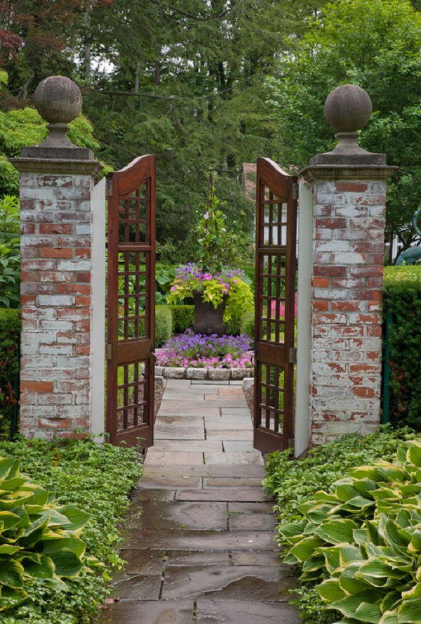 Natural Finish Arbors